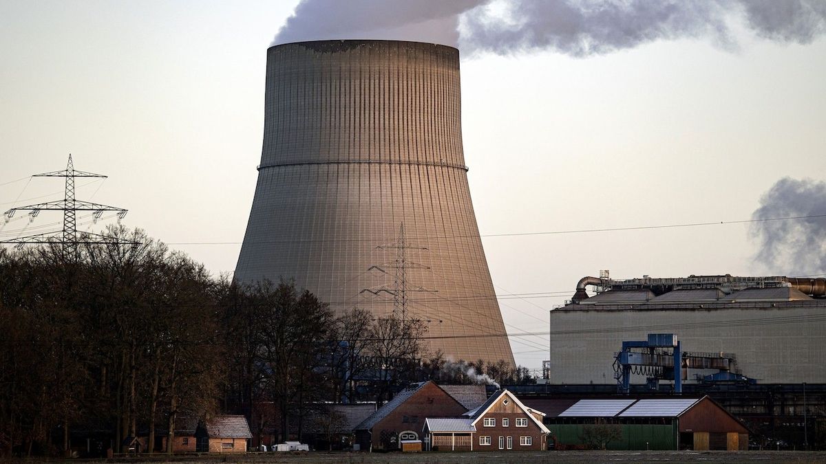 Německo chce navzdory energetické krizi zastavit jaderné elektrárny